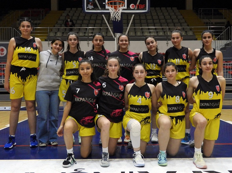 Kepez’in potadaki sultanları zirve yarışında