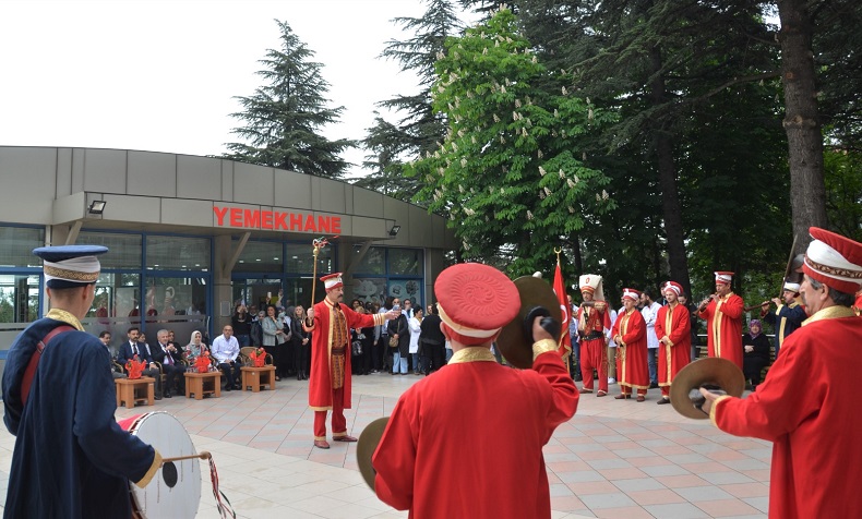 Bursa’da hemşirelere mehteran sürprizi