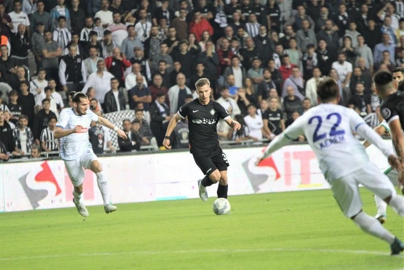 Altaylı Arda Gezer, ilk gol sevincini yaşadı