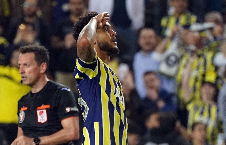 Fenerbahçeli Joshua King, 7. kez gol sevinci yaşadı
