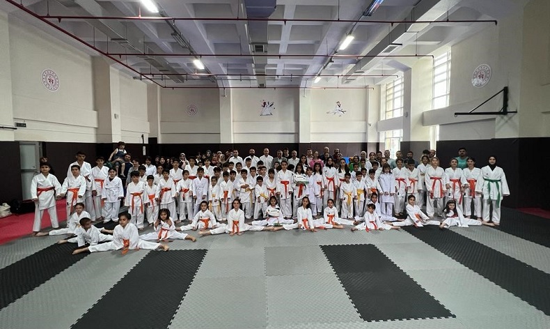 Karatede 120 sporcu yeşil kuşak aldı