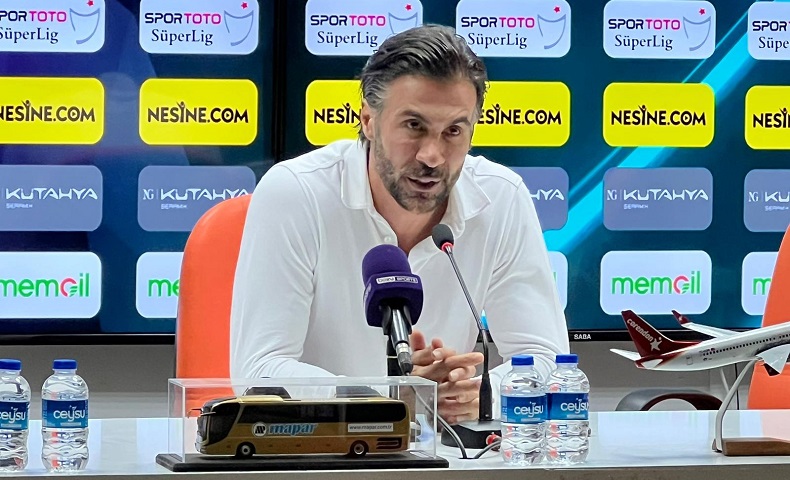 Alanyaspor Teknik Direktörü Ömer Erdoğan: “Taraftarlardan özür diliyorum”