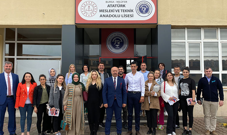 BOSİAD gençleri mesleki eğitime çağırıyor