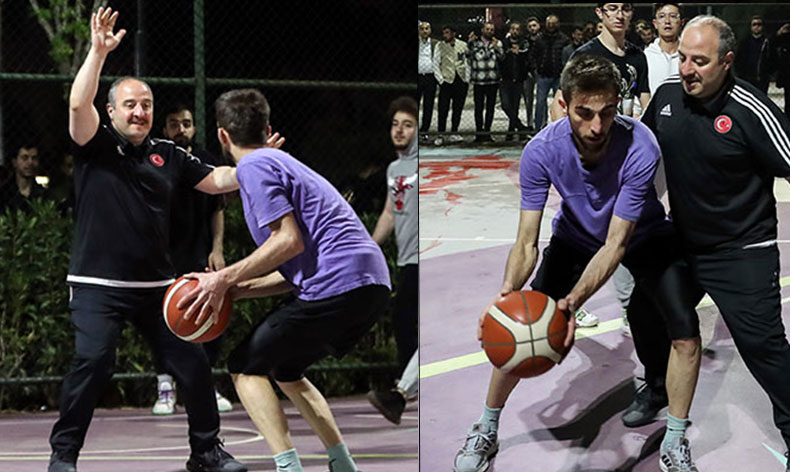 Bakan Varank, gençlerle basketbol maçı yaptı