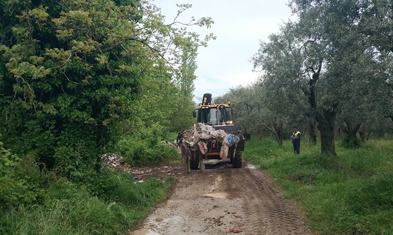 Gemlik’te hafriyat atıklarını evden alma dönemi başladı