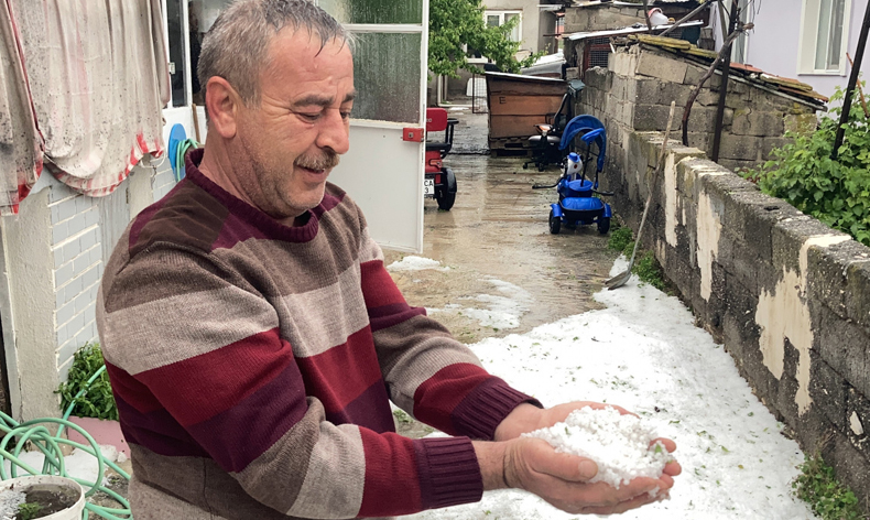 Burdur’da dolu hayatı felç etti