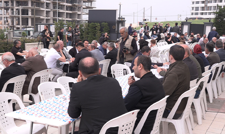 Özbilge için mevlit okutuldu