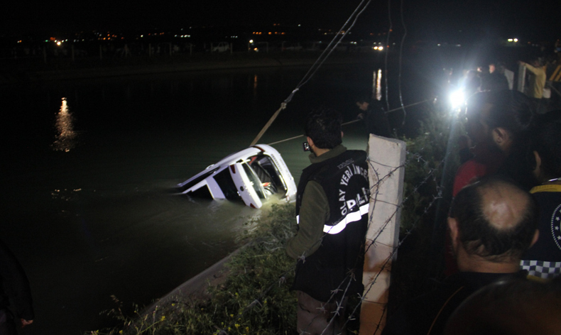 Araç sulama kanalına devrildi: 4 ölü, 2 kayıp, 1 yaralı