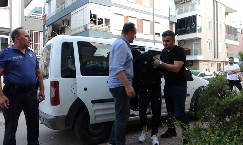 Eşini sopayla darbederek öldüren koca tutuklandı