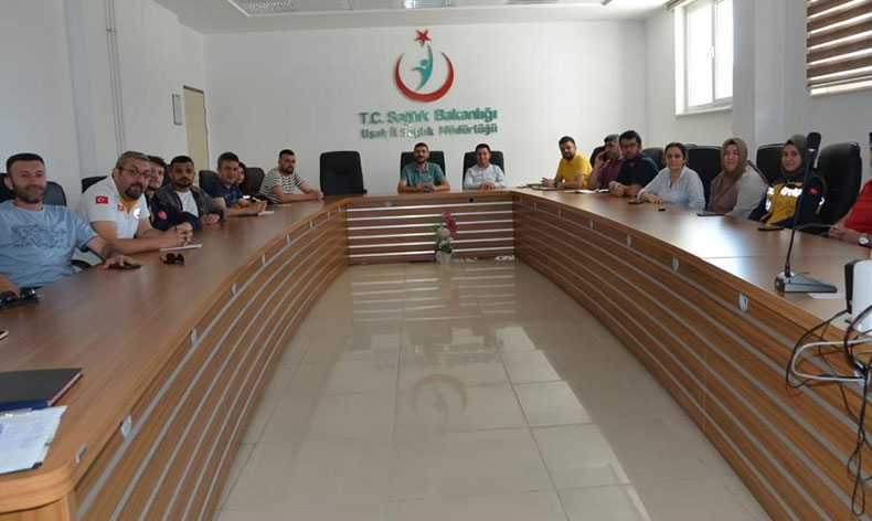 Acil sağlık çalışanlarıyla değerlendirme yapıldı