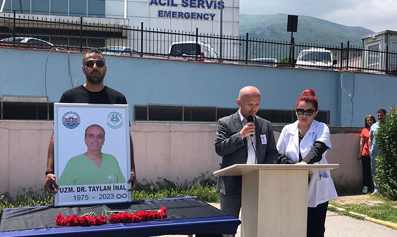 Uzman doktora anma töreni