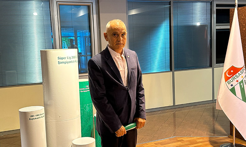 Bursaspor başkanlığına tekrar aday oldu