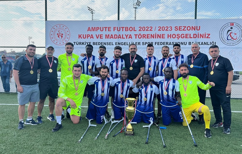 Amputede Şahinbey’e çifte kupa