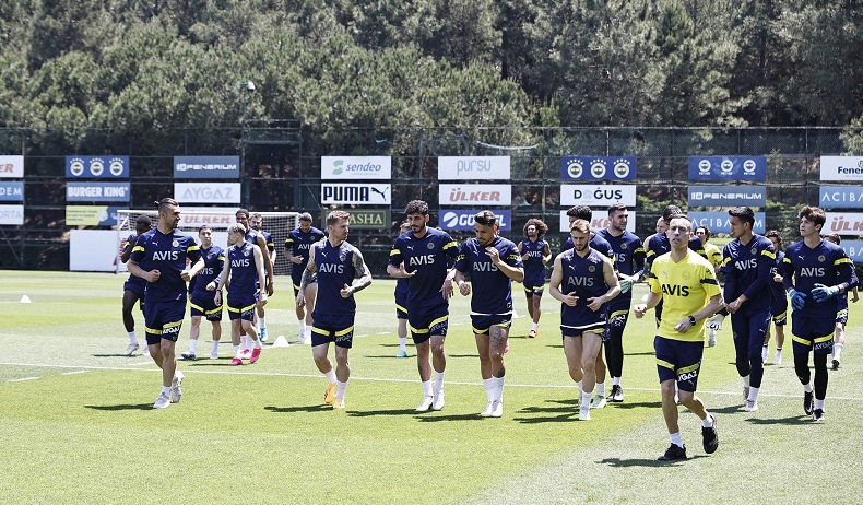 Fenerbahçe’de kupa maçı hazırlıkları sürüyor