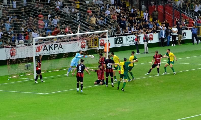 TFF 2. Lig play-off 3. tur: 24Erzincanspor: 2 – Şanlıurfaspor: 3