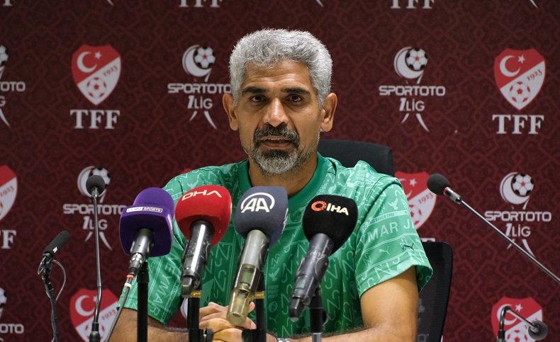 Bodrumspor Teknik Direktörü İsmet Taşdemir: “Oyuncularım 10 kişi kalmalarına rağmen çok istediler ama yetmedi”