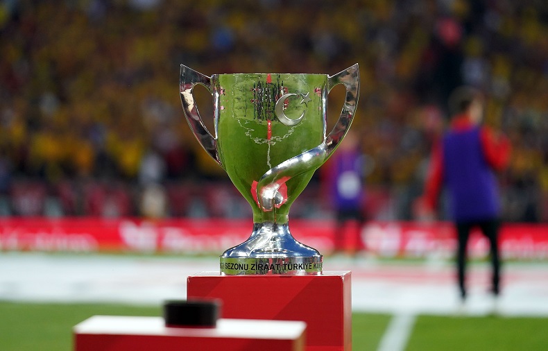 Futbolda 61. Türkiye Kupası sahibini yarın bulacak