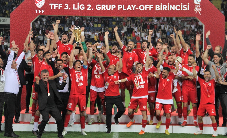 Karaman Futbol Kulübü TFF 2. Lig’e yükseldi