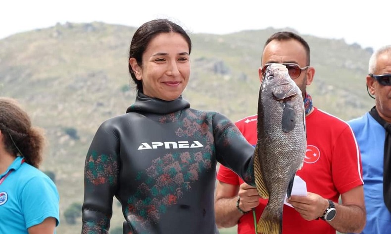 Avşa’da zıpkınla balık avı Türkiye Şampiyonası gerçekleşti