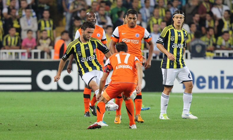 Gökhan Gönül, futbol kariyerini noktaladığı açıkladı
