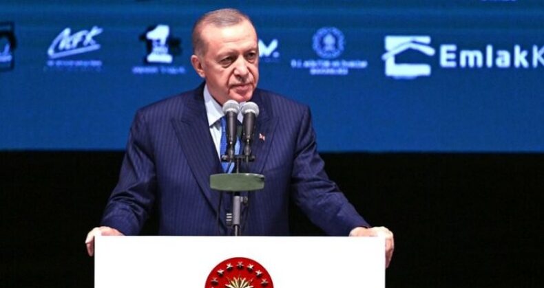 Erdoğan: Kimse Anadolu insanına hakaret edemeyecek