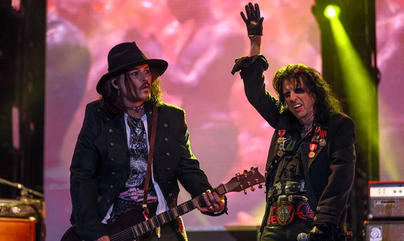 Hollywood Vampires grubu İstanbul’da konser verdi