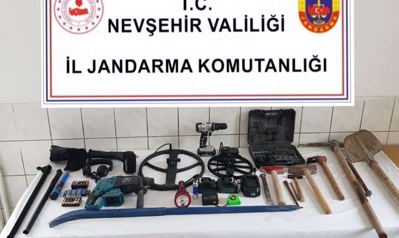 Kaçak kazı yapanlar suçüstü yakalandı