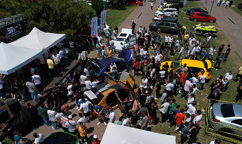 Bursa Modifiye Festivali’nde adrenalin dolu anlar yaşandı