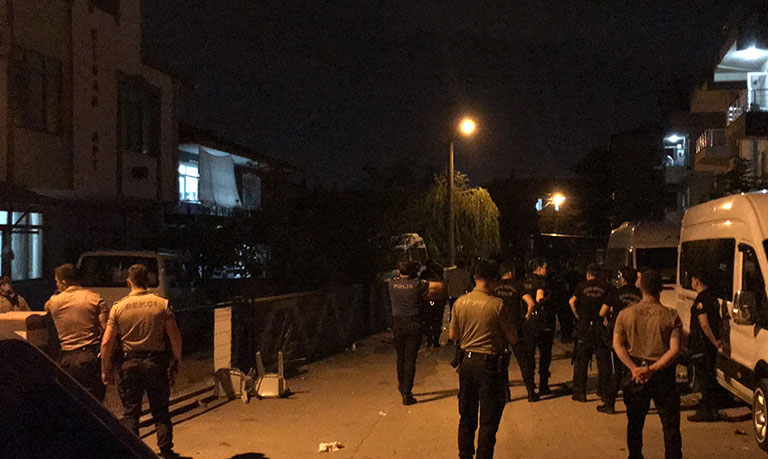 Düğün eğlencesi kavgaya dönüştü