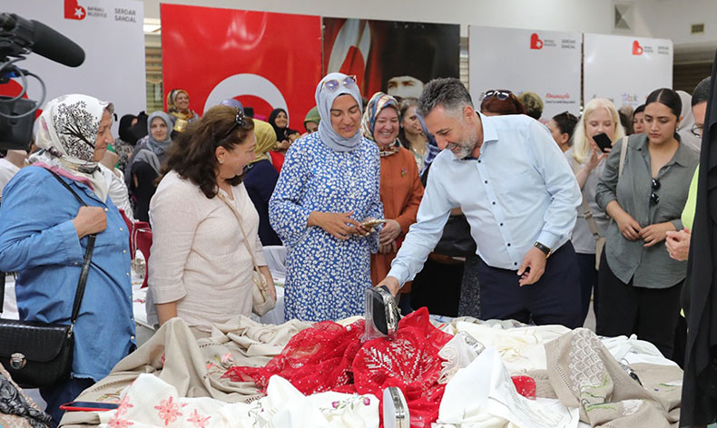 Hedef güçlü kadın, güçlü Bayraklı