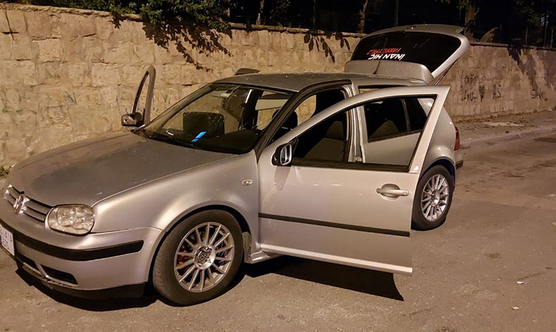 Otomobilde çakmak gazı patladı