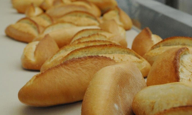 Denizli’de ekmek 7 TL oldu