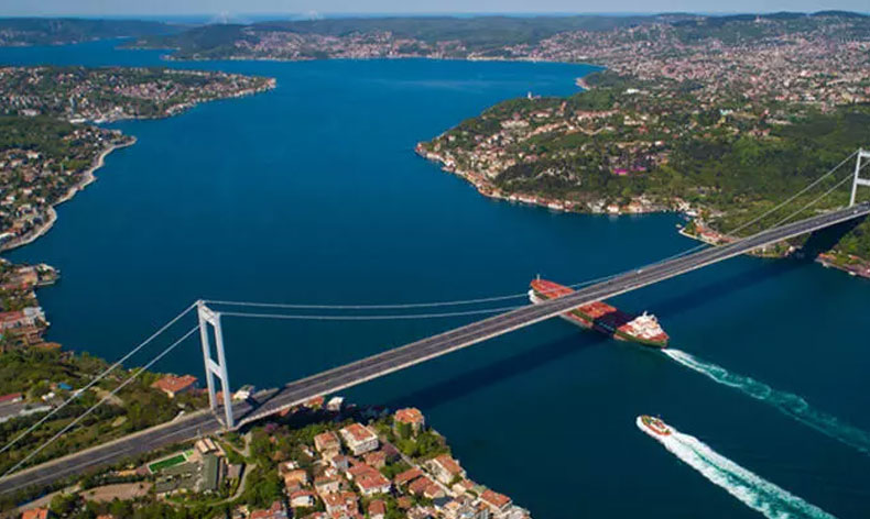 Boğazlarda zamlı tarife başladı