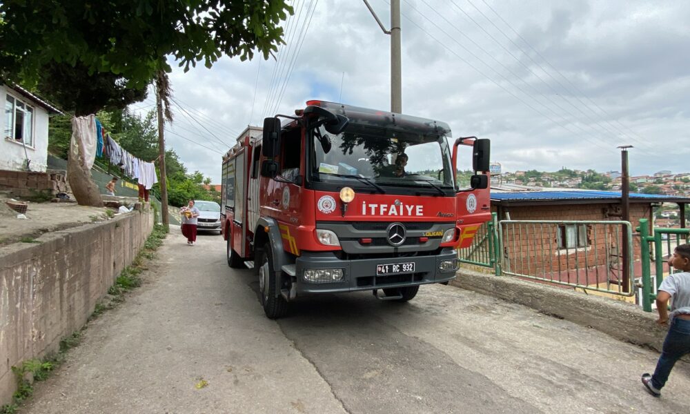 İtfaiye ekiplerini harekete geçti