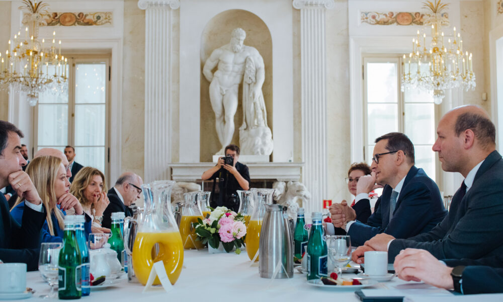 Morawiecki’den açıklama
