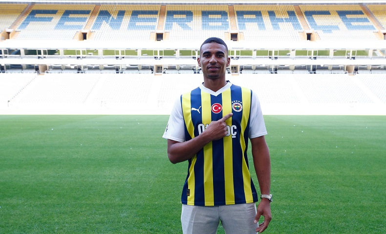 Fenerbahçe, Alexander Djiku ile sözleşme imzaladı