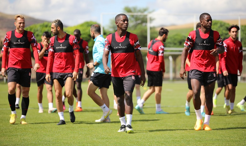 Sivasspor’da yeni sezon hazırlıkları devam etti