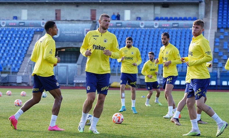 Fenerbahçe, yeni sezon hazırlıklarına devam etti