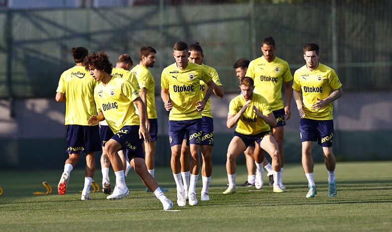 Fenerbahçe, Zimbru Chisinau maçı hazırlıklarını sürdürdü