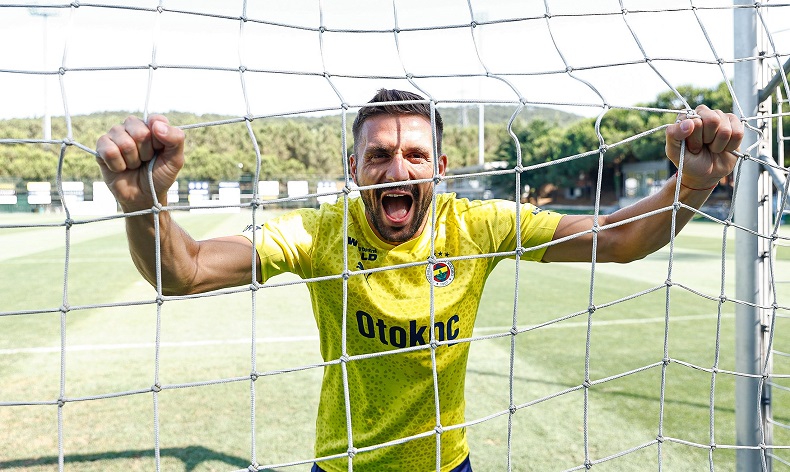 Fenerbahçeli Dusan Tadic: “Ancak birlik olursak şampiyon olabiliriz”