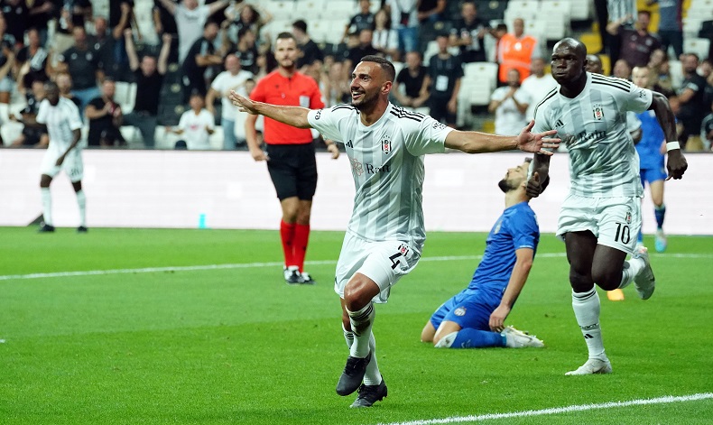 Beşiktaş’ın Avrupa’da 300. golünü Onur Bulut kaydetti