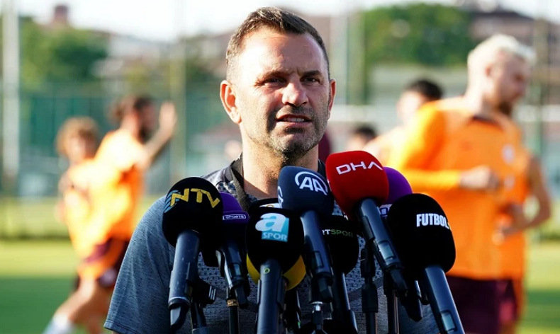 Galatasaray Teknik Direktörü Okan Buruk: “Sentetik bir sahada oynayacağız, bizim için değişik olacak”