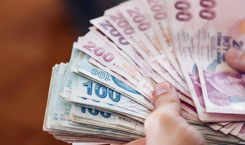 990 milyar TL kredi desteği