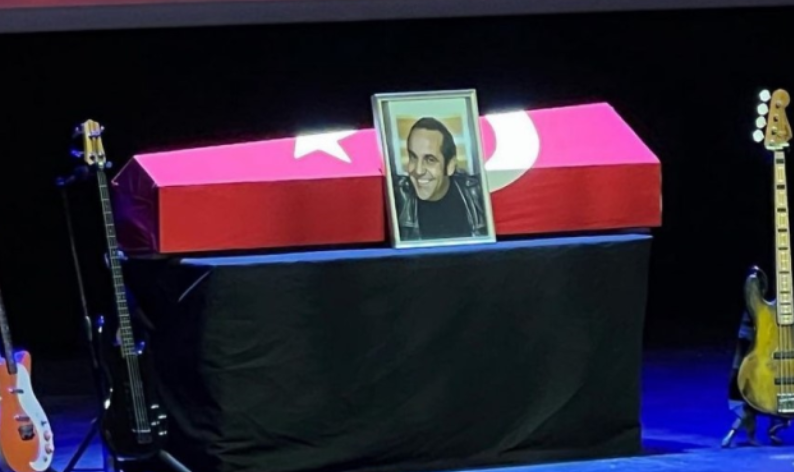 Uğur’un töreninde Yılmaz hüngür hüngür ağladı