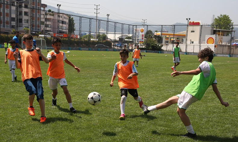Yaz Spor Okulları’nda ilk dönem bitti