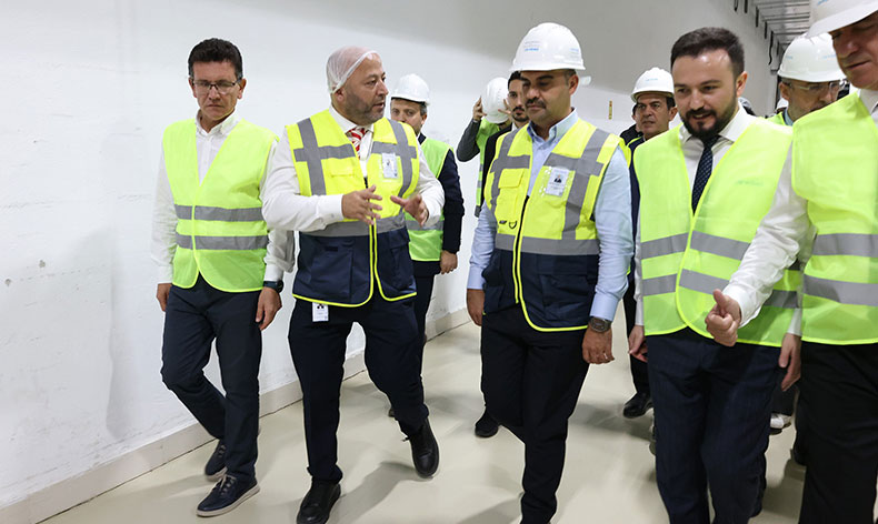 Bakan Kacır, CW Enerji tesislerinde