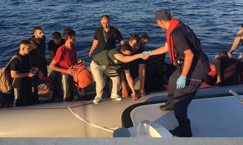 25 düzensiz göçmen kurtarıldı