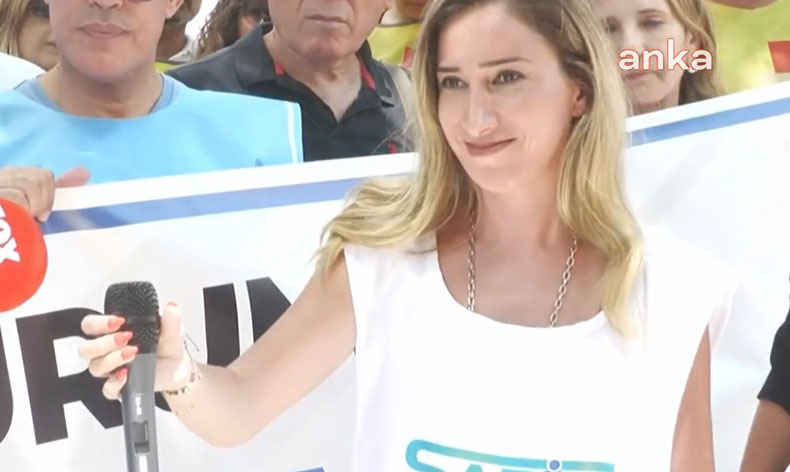 Sağlıkçılar ülke genelinde iş bıraktı