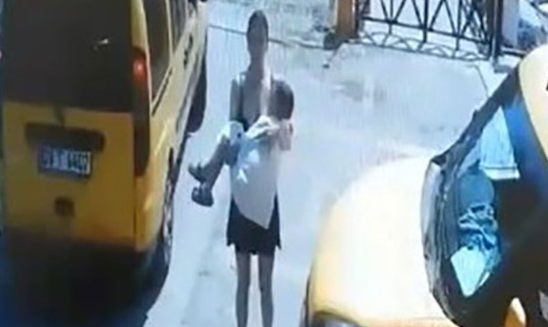 Islak diye taksiye almadı