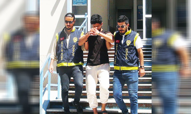 “Üstünde büyü var’ diyerek ormanı yakmış